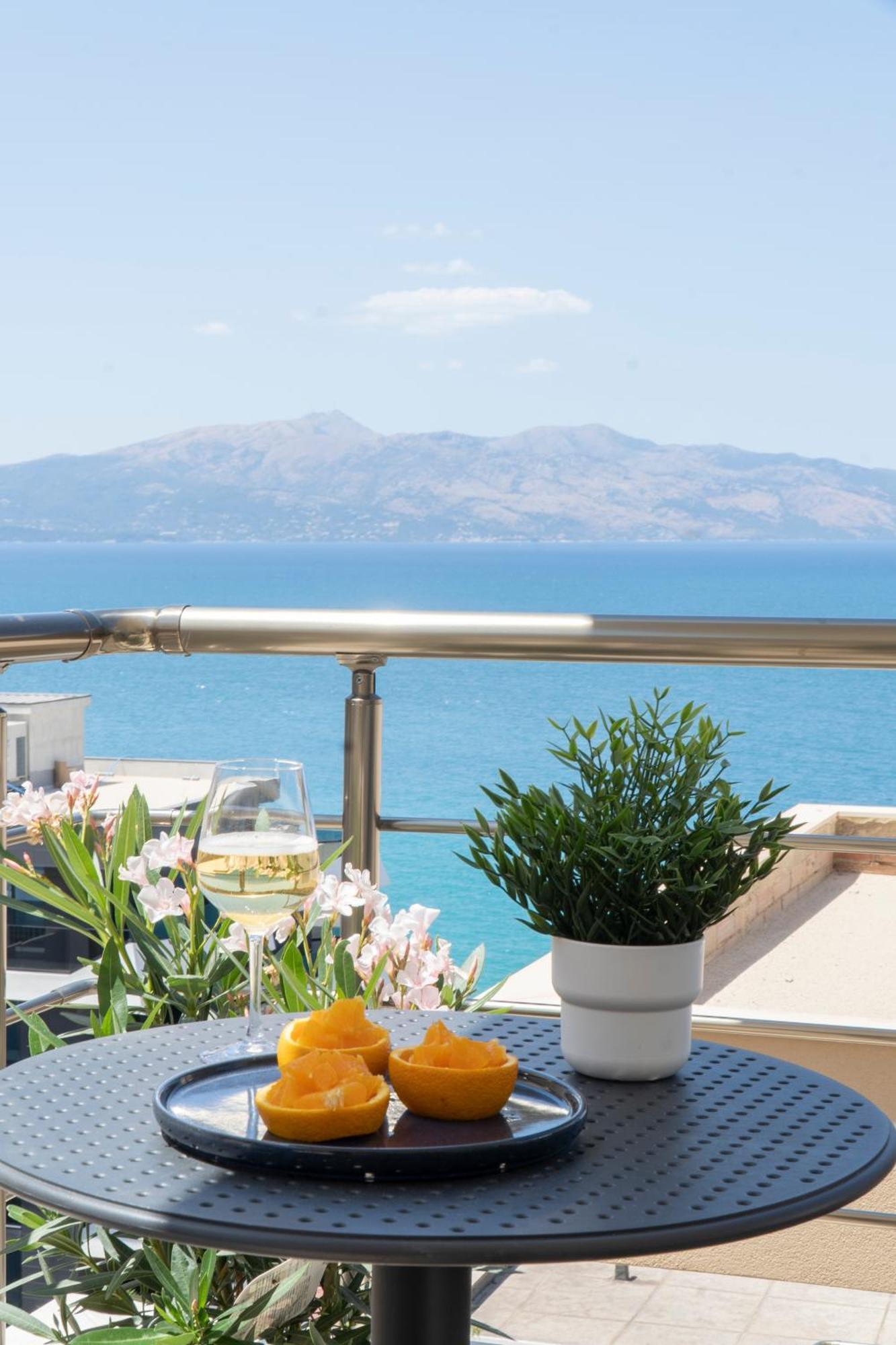 Mateo Apartments Sarandë Exteriér fotografie